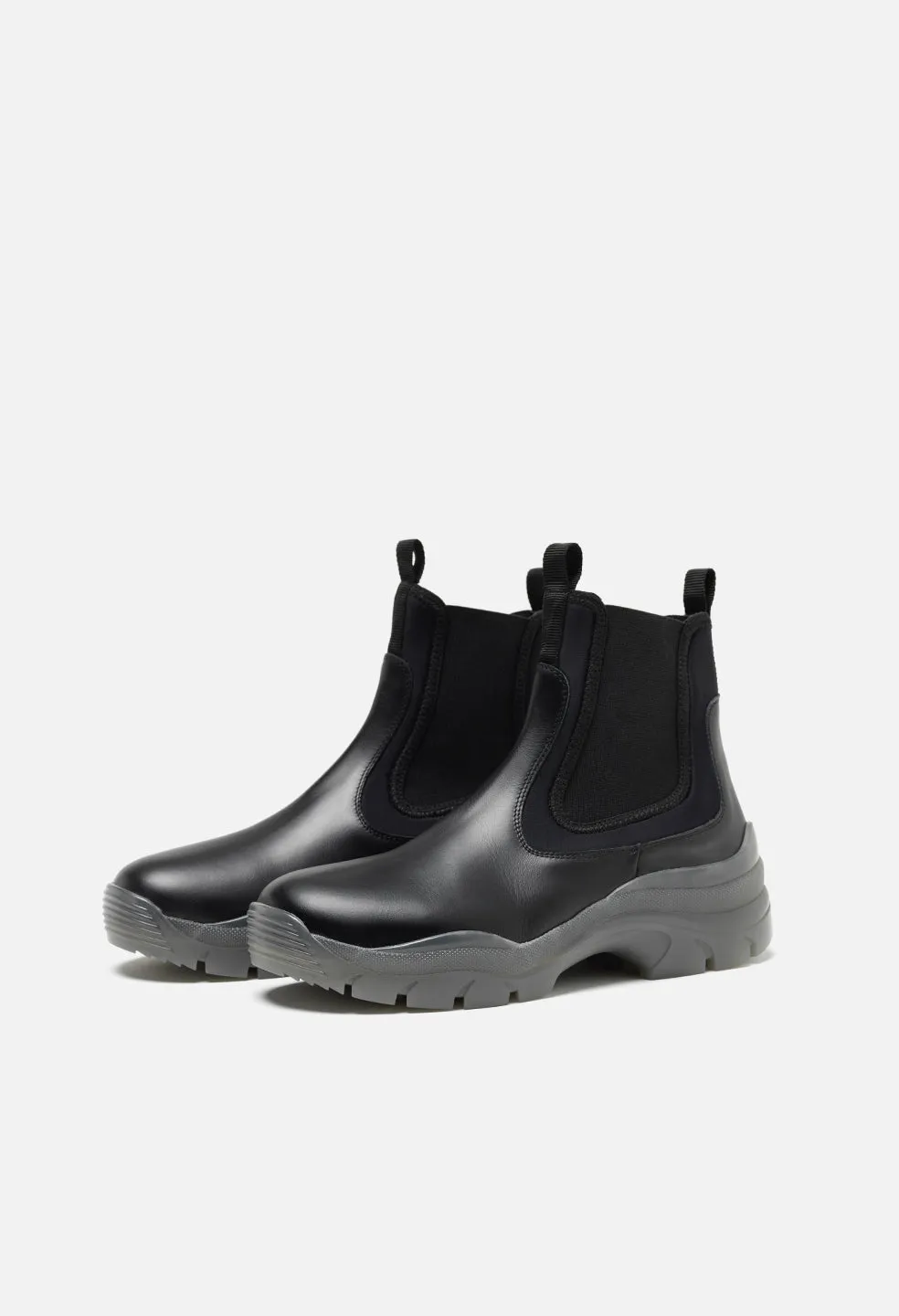 Stylish Caldera Chelsea Boot for Men - Deacon Collection