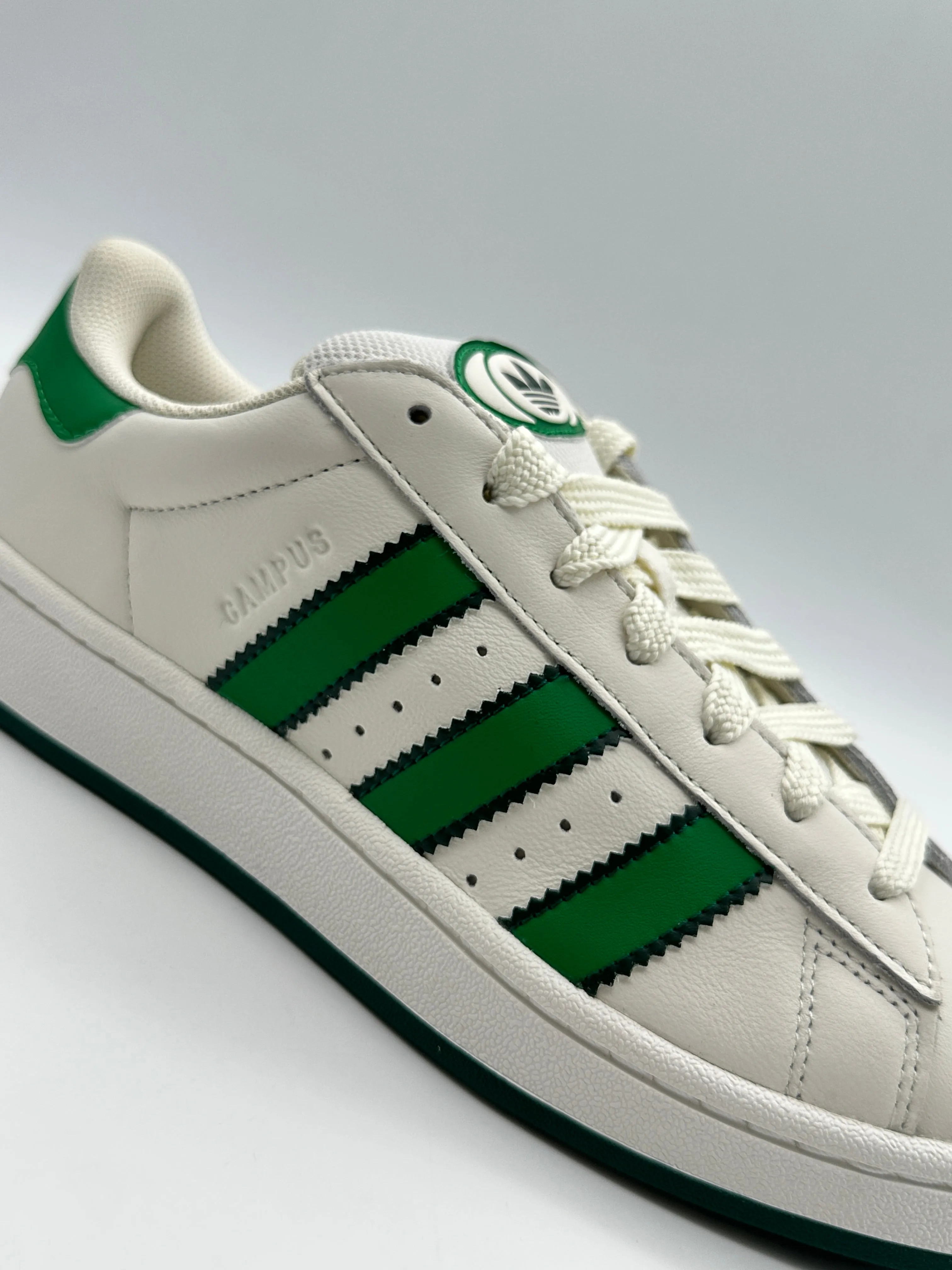 Campus Sneakers