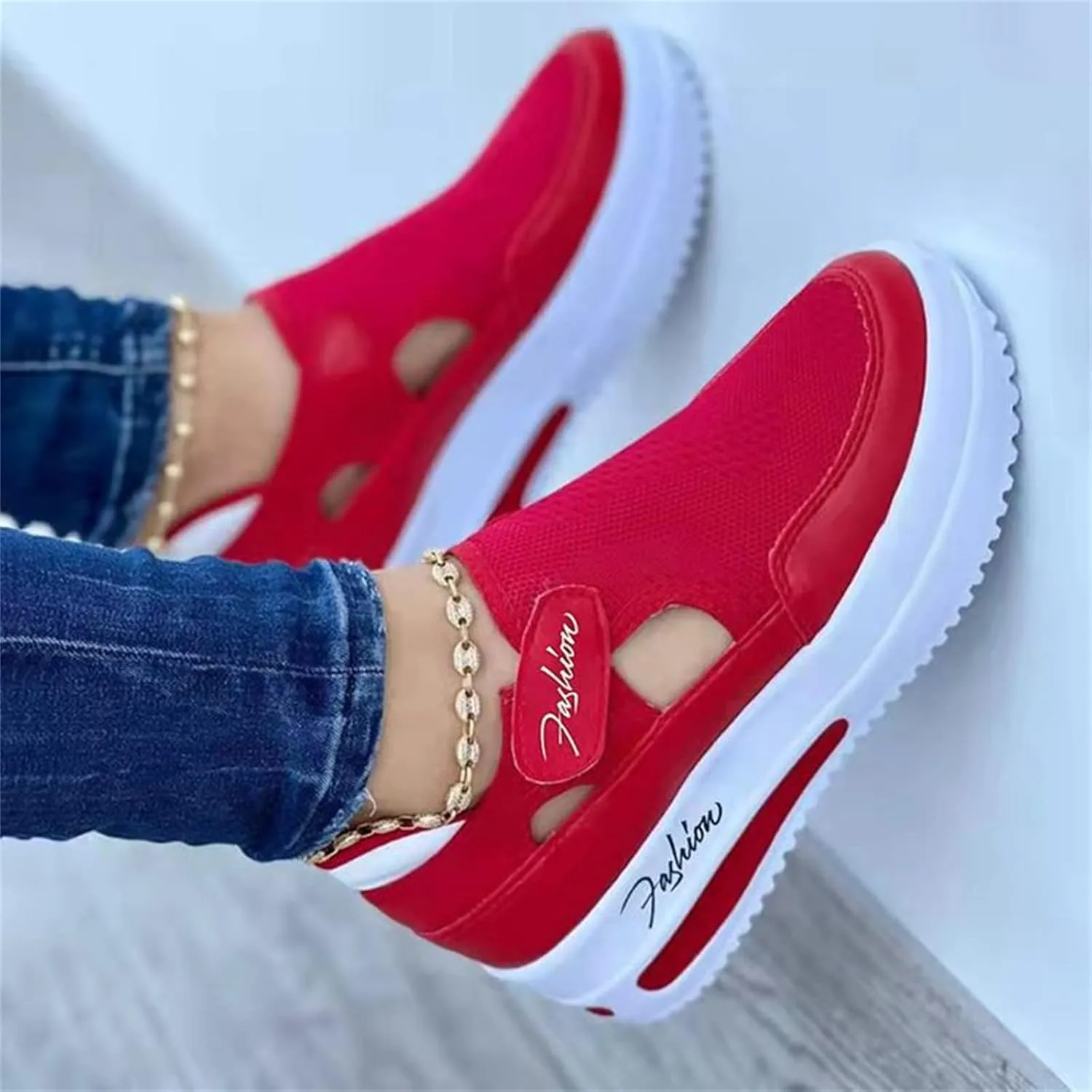 Lausiuoe Shoes For Women Sneakers Trendy Slip on Low Top Canvas Walking Shoes Non Slip Fashion Casual Flat Loafers